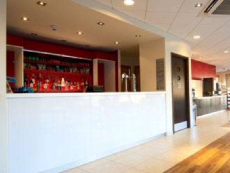 Travelodge London Greenwich Экстерьер фото